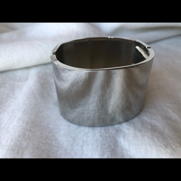 Bracelet cuff - Picture 3 of 4